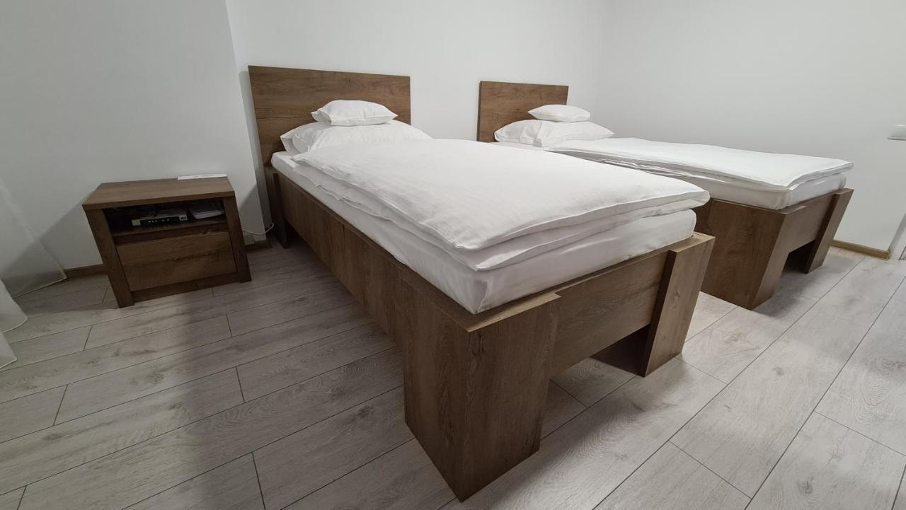 Appartement Apartament Sorina Maria à Deva Extérieur photo